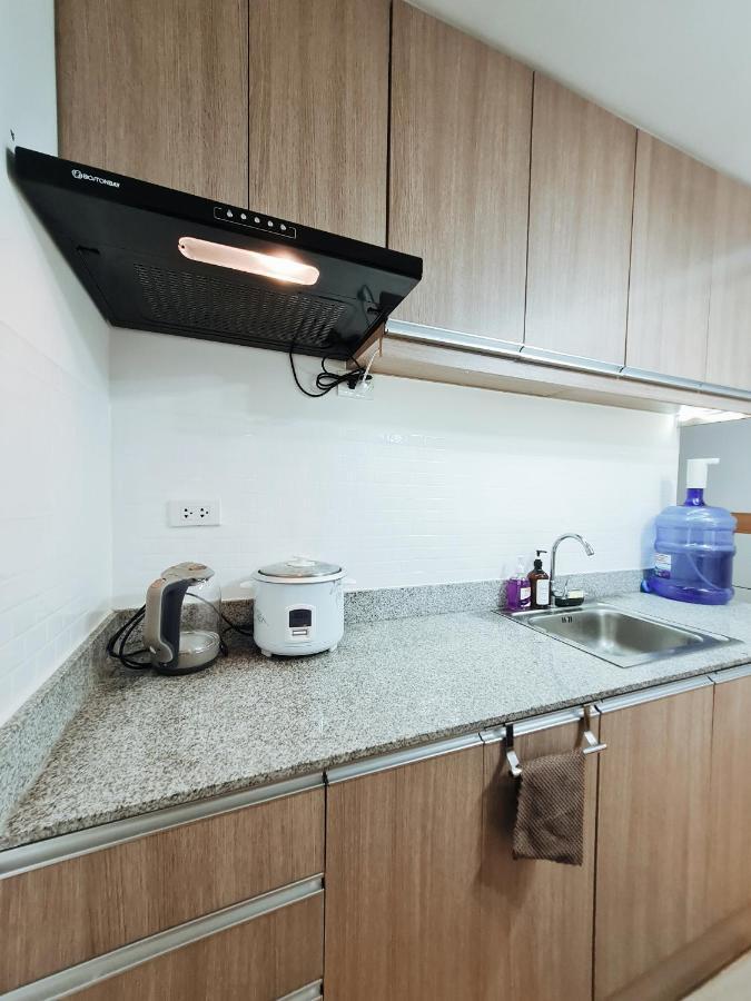 Cozy 1Br Condo Near Airport Davao City Exteriör bild